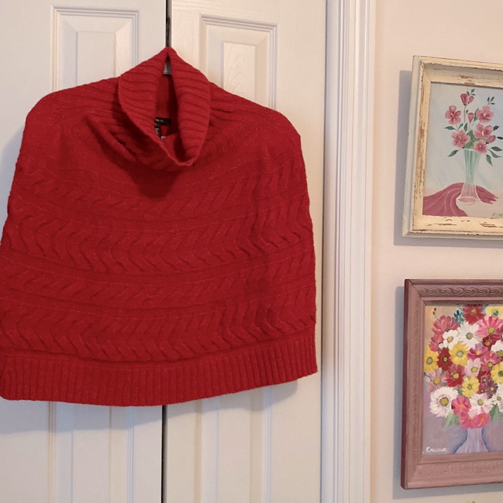 New with Tags Lafayette Red Knit Turtle Neck Cape